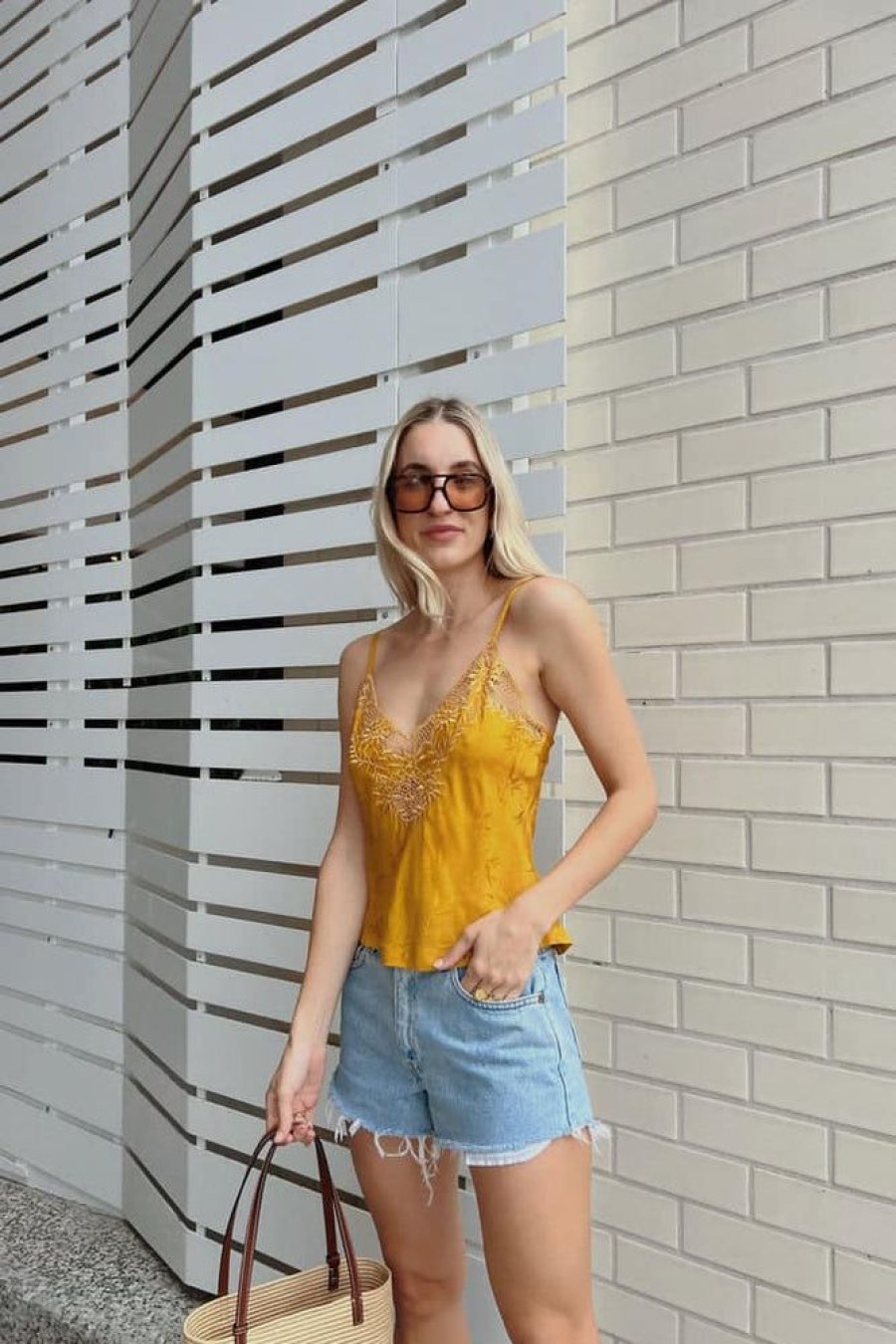 Tops Barefoot Blonde | Bella Cami Mustard